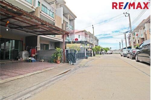 170 Sqm., 3 Beds Townhouse listed for ฿ 4,200,000.