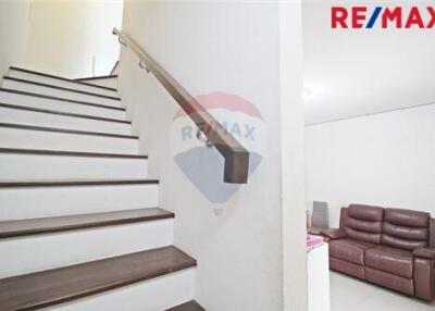 170 Sqm., 3 Beds Townhouse listed for ฿ 4,200,000.