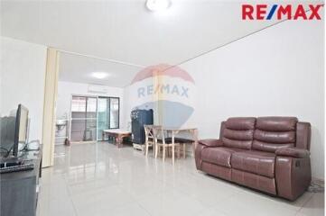 170 Sqm., 3 Beds Townhouse listed for ฿ 4,200,000.