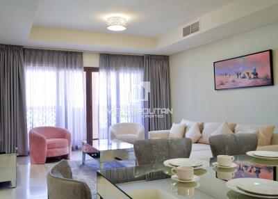 Beautiful 2BR Furnished Vacant Palm View