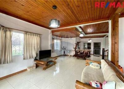 150 Sqm., 3 Beds Townhouse listed for ฿ 2,150,000.