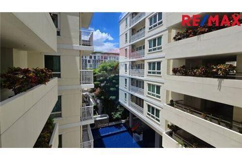 38 Sqm., 1 Bed Condo listed for ฿ 3,200,000.