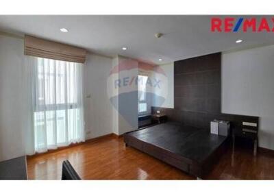 38 Sqm., 1 Bed Condo listed for ฿ 3,200,000.