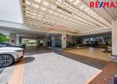 38 Sqm., 1 Bed Condo listed for ฿ 3,200,000.