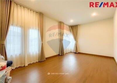 185 Sqm., 4 Beds Townhouse listed for ฿ 37,000./Month