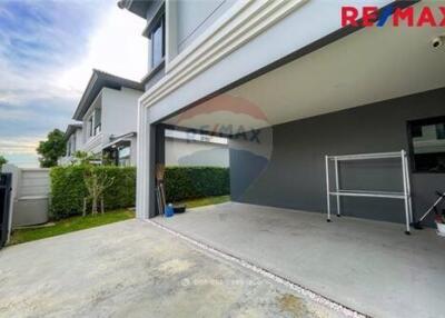 185 Sqm., 4 Beds Townhouse listed for ฿ 37,000./Month