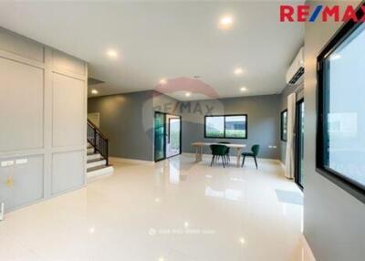 185 Sqm., 4 Beds Townhouse listed for ฿ 37,000./Month