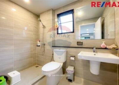 185 Sqm., 4 Beds Townhouse listed for ฿ 37,000./Month