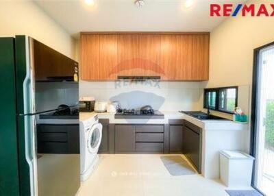 185 Sqm., 4 Beds Townhouse listed for ฿ 37,000./Month