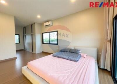 185 Sqm., 4 Beds Townhouse listed for ฿ 37,000./Month