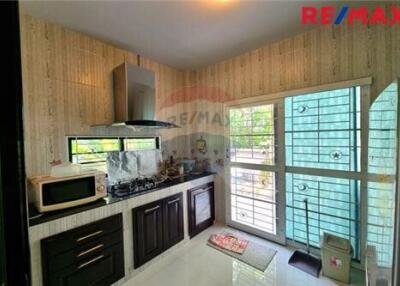 135 Sqm., 3 Beds Townhouse listed for ฿ 4,300,000.