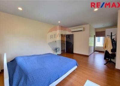 135 Sqm., 3 Beds Townhouse listed for ฿ 4,300,000.