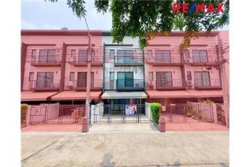 145 Sqm., 3 Beds Townhouse listed for ฿ 3,990,000.