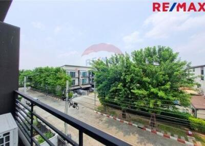 145 Sqm., 3 Beds Townhouse listed for ฿ 3,990,000.