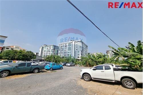 2,169 Sqm. Land listed for ฿ 20,596,000.