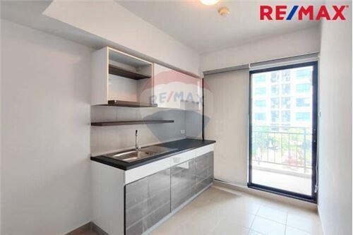 41 Sqm., 1 Bed Condo listed for ฿ 2,590,000.