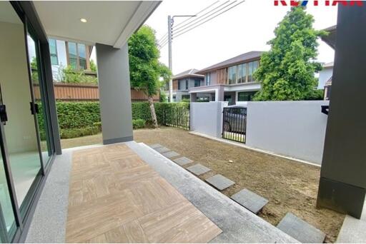 210 Sqm., 4 Beds Townhouse listed for ฿ 17,900,000.