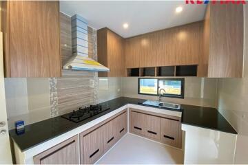 210 Sqm., 4 Beds Townhouse listed for ฿ 17,900,000.