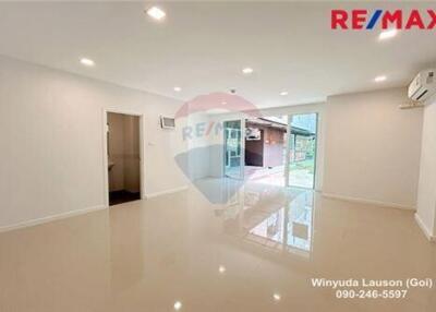 33 Sqm., 1 Bed Condo listed for ฿ 1,990,000.