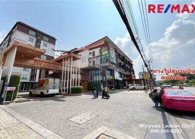 33 Sqm., 1 Bed Condo listed for ฿ 1,990,000.