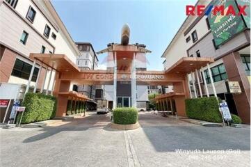 33 Sqm., 1 Bed Condo listed for ฿ 1,990,000.