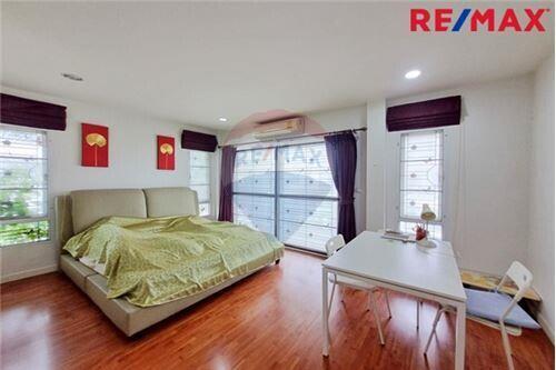 170 Sqm., 3 Beds Townhouse listed for ฿ 3,350,000.