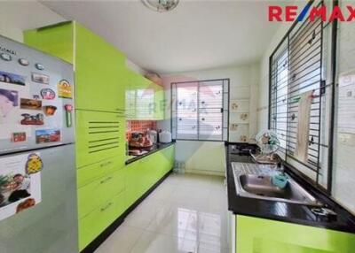 170 Sqm., 3 Beds Townhouse listed for ฿ 3,350,000.