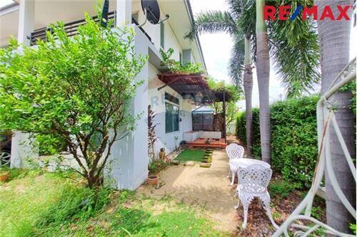 170 Sqm., 3 Beds Townhouse listed for ฿ 3,350,000.