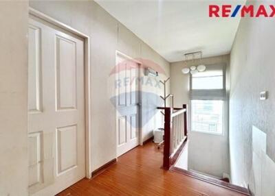 128 Sqm., 3 Beds Townhouse listed for ฿ 4,200,000.