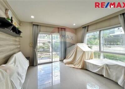 128 Sqm., 3 Beds Townhouse listed for ฿ 4,200,000.