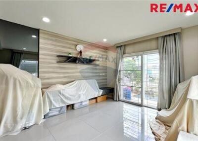 128 Sqm., 3 Beds Townhouse listed for ฿ 4,200,000.