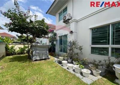 128 Sqm., 3 Beds Townhouse listed for ฿ 4,200,000.