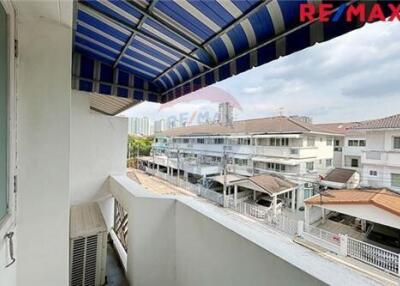 190 Sqm., 3 Beds Townhouse listed for ฿ 3,490,000.