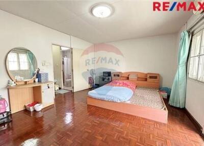 190 Sqm., 3 Beds Townhouse listed for ฿ 3,490,000.