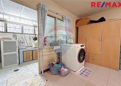 190 Sqm., 3 Beds Townhouse listed for ฿ 3,490,000.