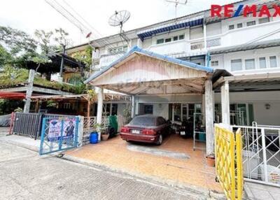 190 Sqm., 3 Beds Townhouse listed for ฿ 3,490,000.