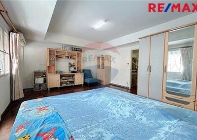 190 Sqm., 3 Beds Townhouse listed for ฿ 3,490,000.