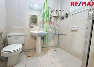 190 Sqm., 3 Beds Townhouse listed for ฿ 3,490,000.