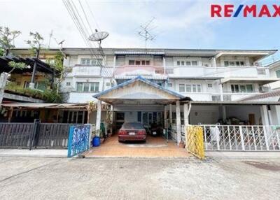 190 Sqm., 3 Beds Townhouse listed for ฿ 3,490,000.