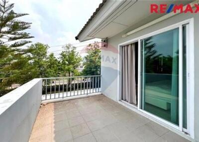 120 Sqm., 3 Beds Townhouse listed for ฿ 6,500,000.