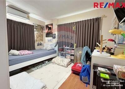 175 Sqm., 3 Beds Townhouse listed for ฿ 4,000,000.