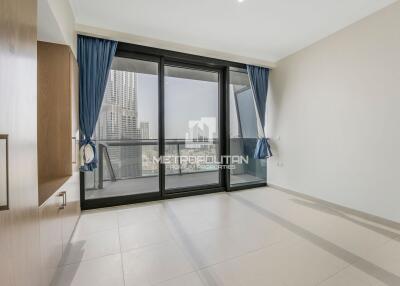 Burj Khalifa View  Unfurnished  Maids Room