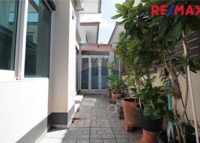 114 Sqm., 3 Beds Townhouse listed for ฿ 3,300,000.