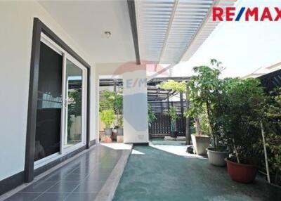 114 Sqm., 3 Beds Townhouse listed for ฿ 3,300,000.