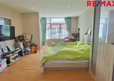 150 Sqm., 3 Beds Townhouse listed for ฿ 3,890,000.