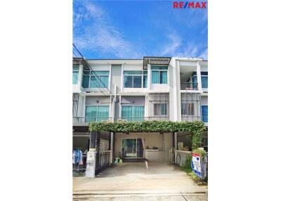 150 Sqm., 3 Beds Townhouse listed for ฿ 3,890,000.