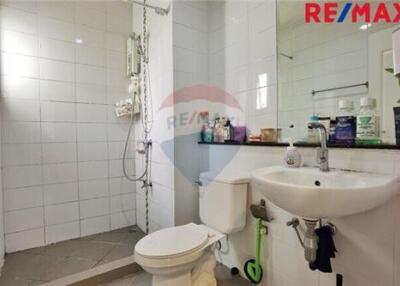 150 Sqm., 3 Beds Townhouse listed for ฿ 3,890,000.