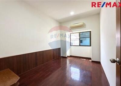 110 Sqm., 3 Beds Townhouse listed for ฿ 2,590,000.