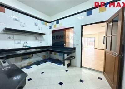 110 Sqm., 3 Beds Townhouse listed for ฿ 2,590,000.