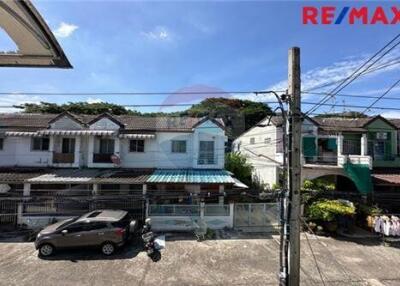 110 Sqm., 3 Beds Townhouse listed for ฿ 2,590,000.